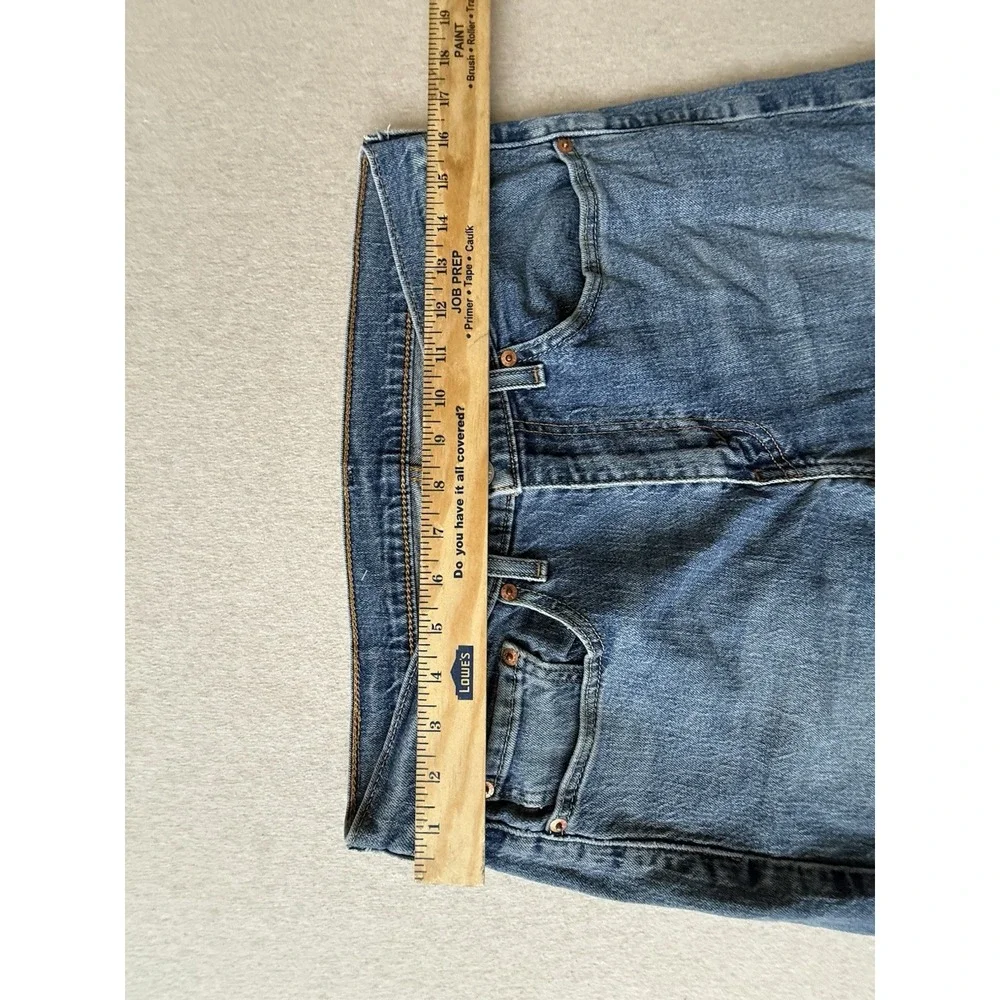Men's Levi's 505 32x30 Blue Jeans Distressed